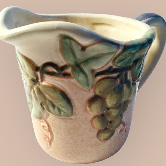 Mikasa Creamer "Chablis" retired in 2007, 3D Grapes on the Vines Cream Pitcher - Picture 1 of 7